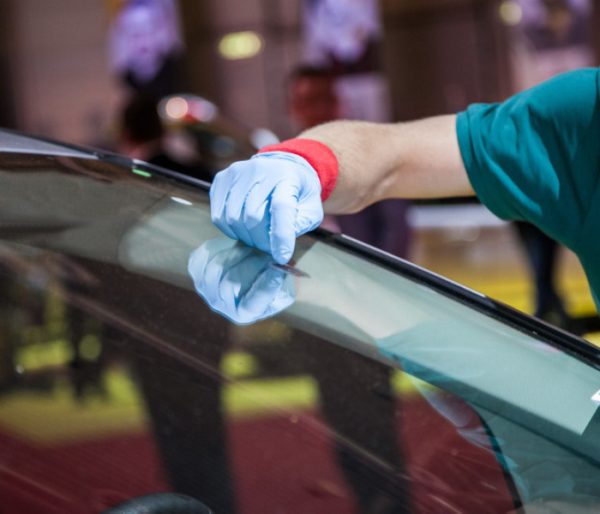 Windscreen Repairs & Replacement Carrum Downs HiTec Windscreens